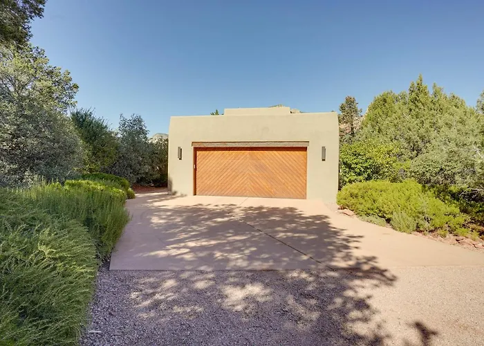 Casa vacanze Red Rock Views: Uptown Near Trails!