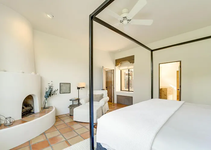Red Rock Views: Uptown Near Trails! Casa vacanze