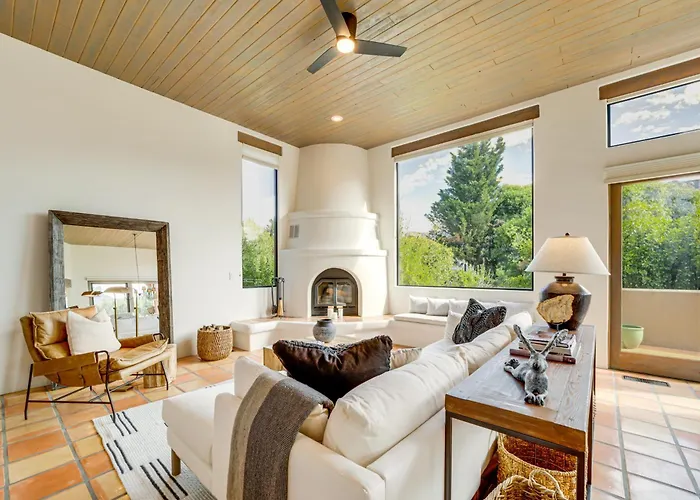Casa vacanze Red Rock Views: Uptown Near Trails! *